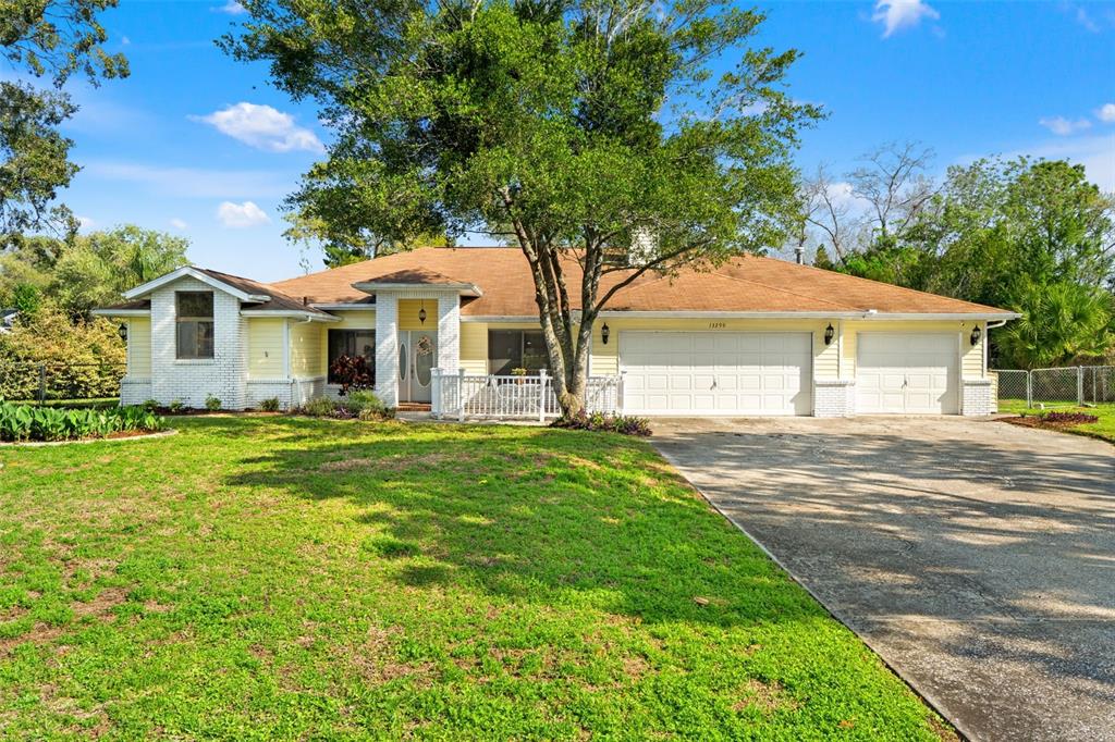 13299 Don Loop Spring Hill, FL 34609 - Photo 4 of 50