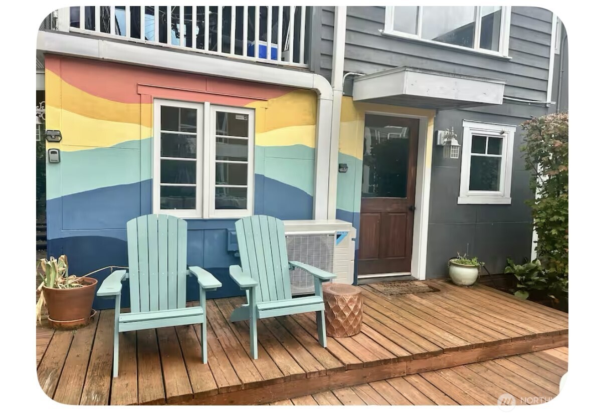 2247 14th Avenue West Seattle, WA 98119 - Photo 21 of 37