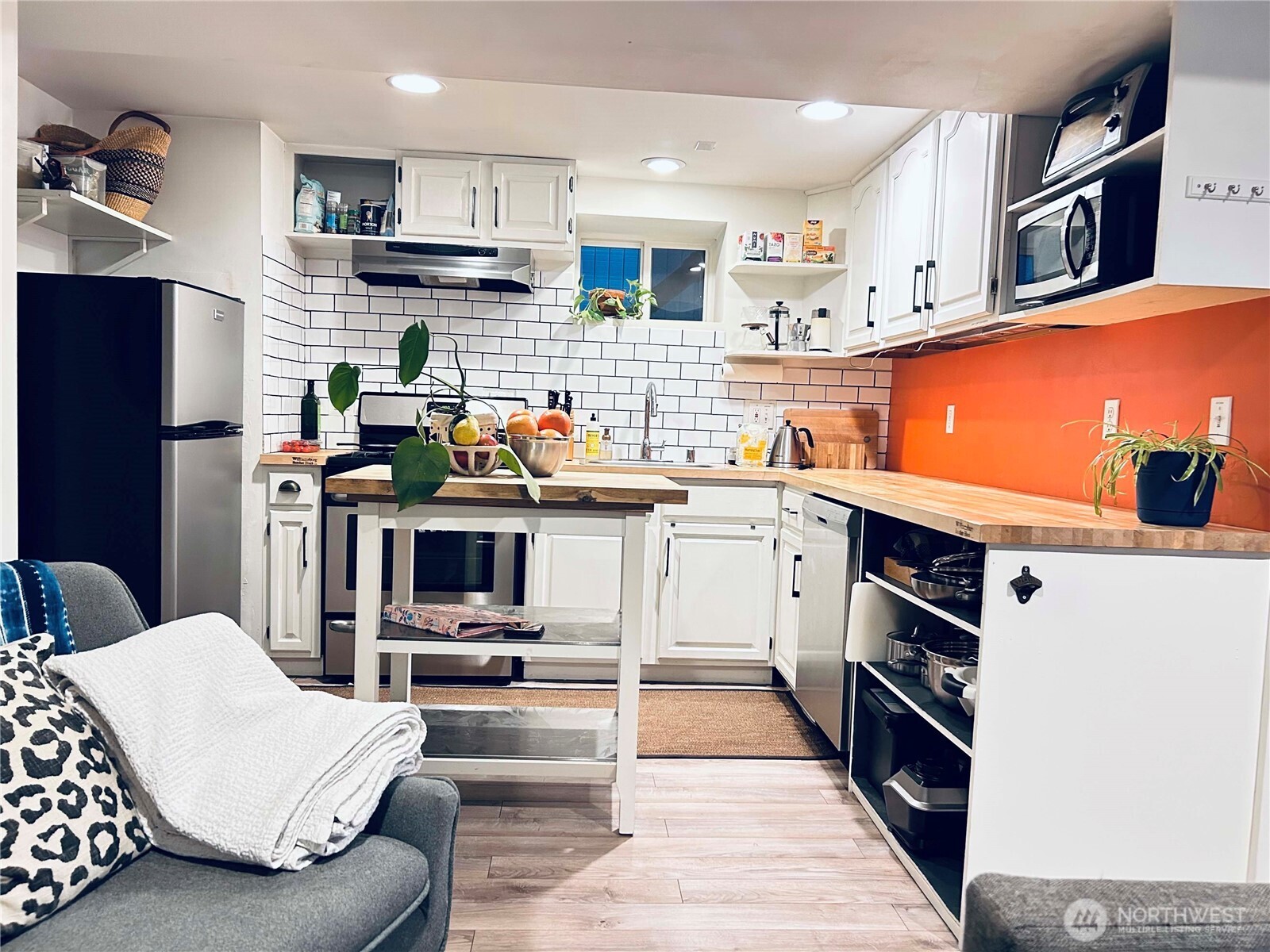 2247 14th Avenue West Seattle, WA 98119 - Photo 28 of 37