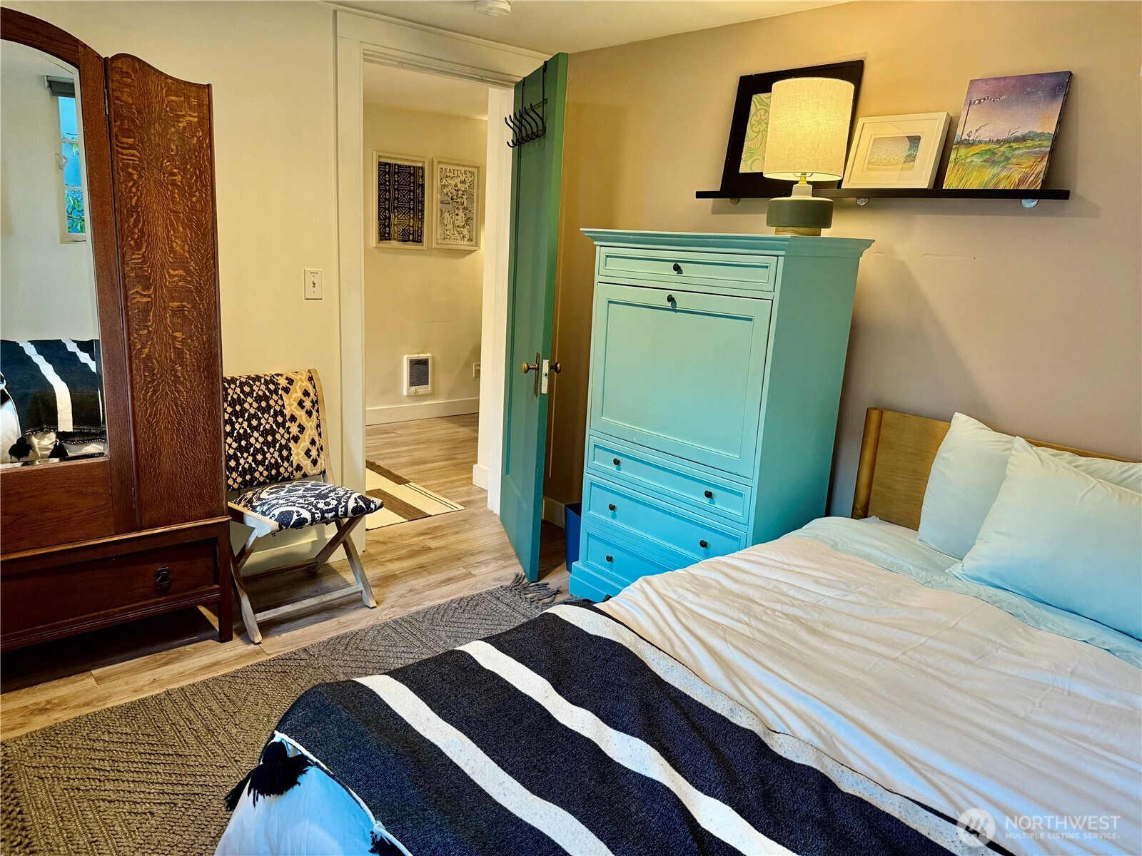 2247 14th Avenue West Seattle, WA 98119 - Photo 29 of 37