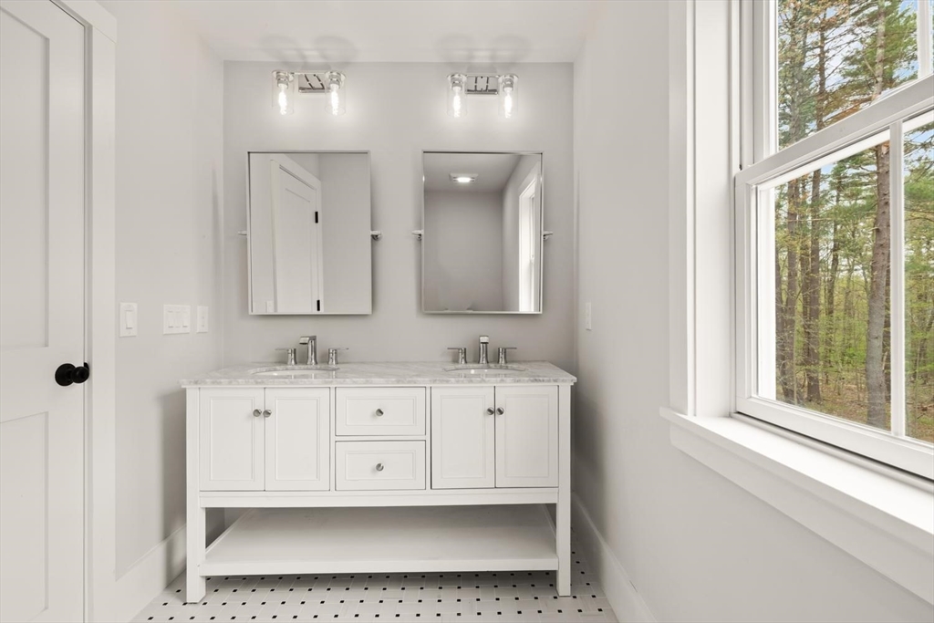 16 R Eldor Drive Walpole, MA 02071 - Photo 33 of 40