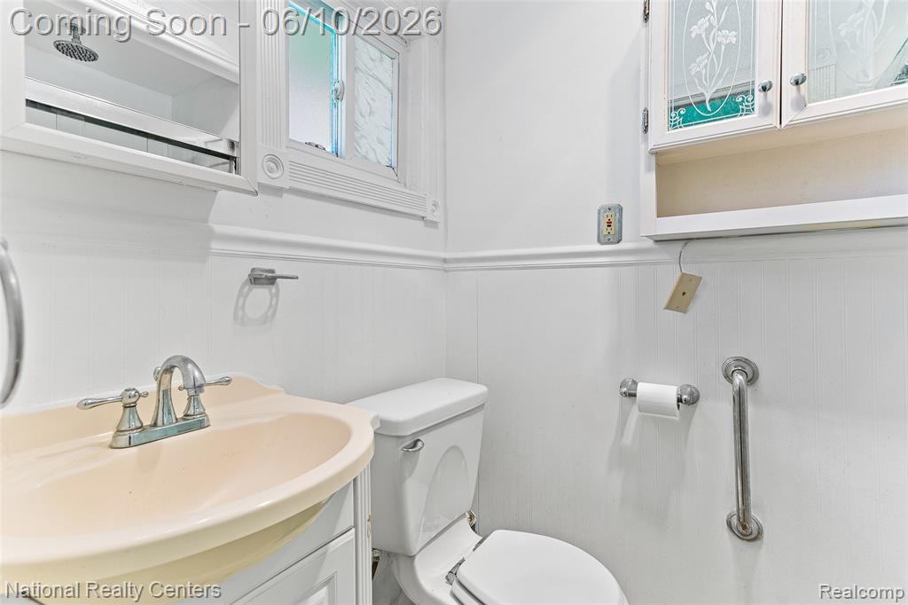 23950 Meadowbrook Road Novi, MI 48375 - Photo 18 of 39