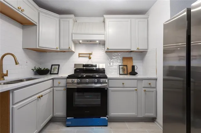 $215,000 | 2609 South 49 Terrace, Kansas City, KS 66106