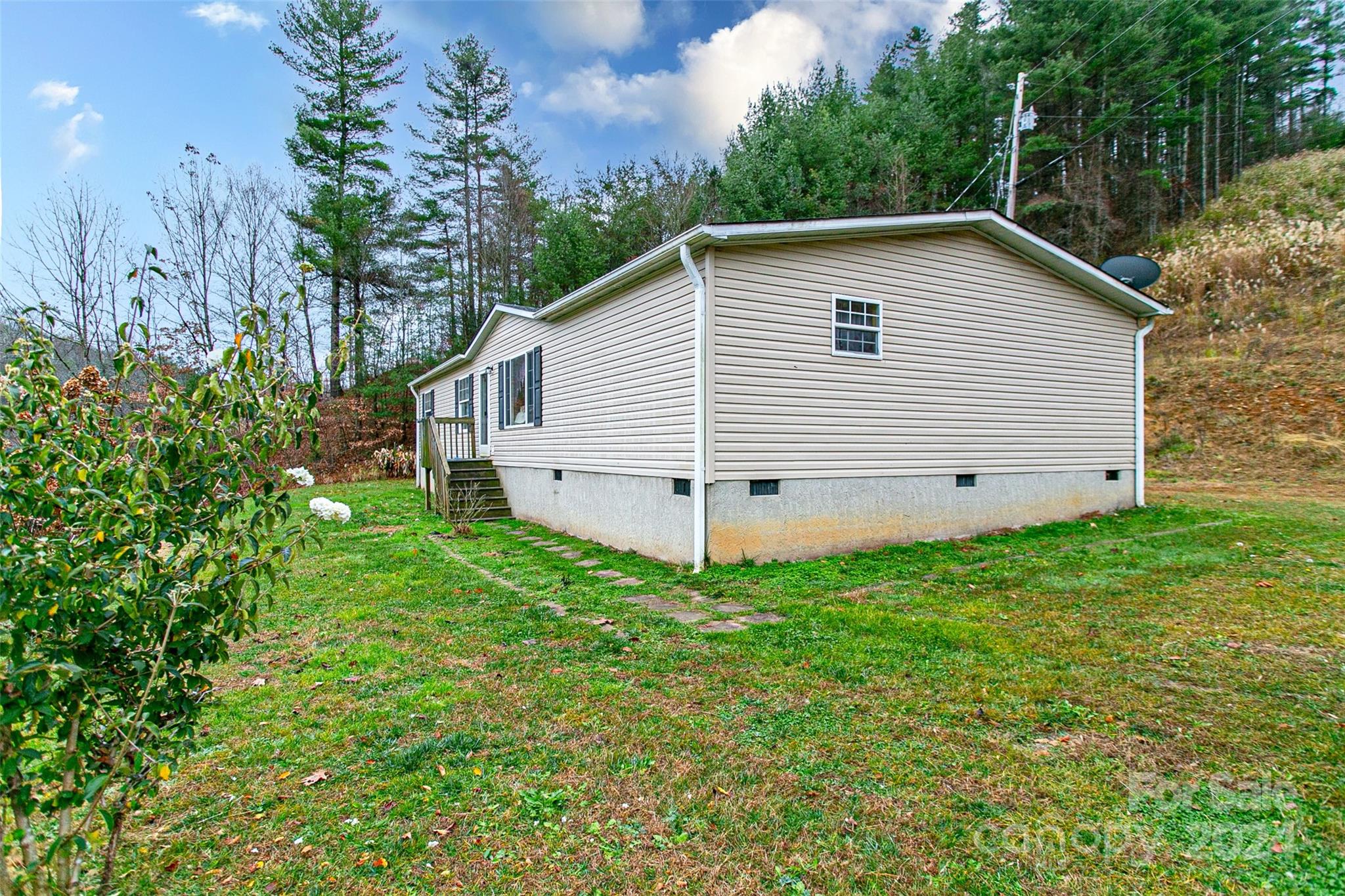 141 Thomas Br Road Marshall, NC 28753 - Photo 11 of 28 Gallery Image 11