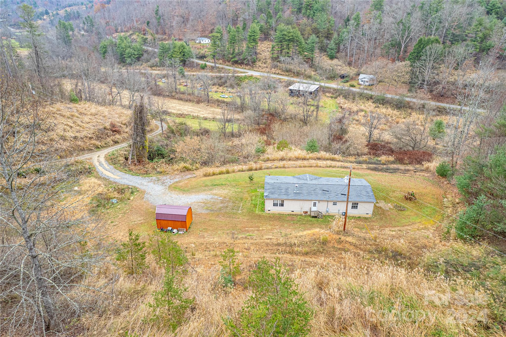 141 Thomas Br Road Marshall, NC 28753 - Photo 10 of 28 Gallery Image 10