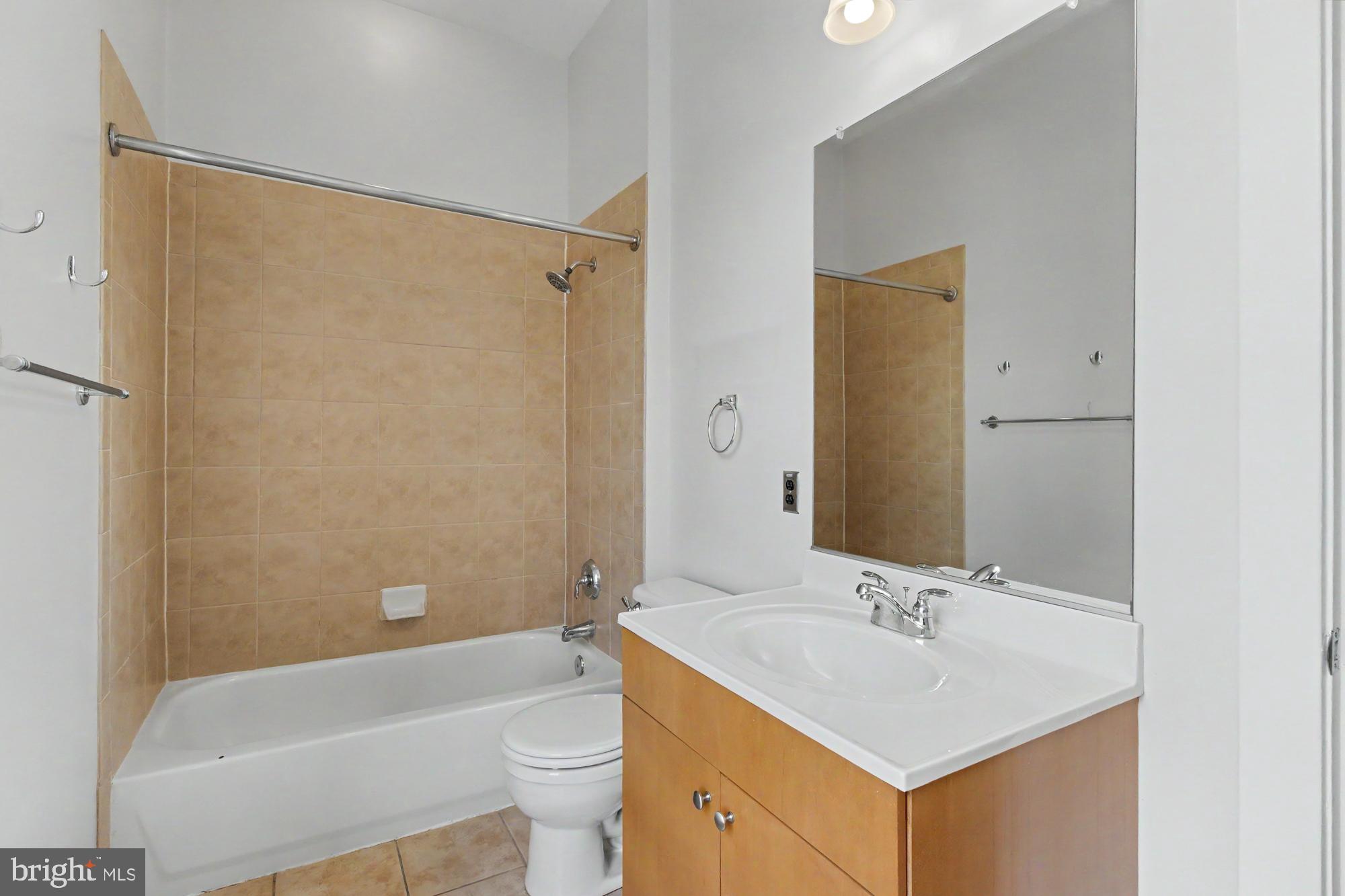 2007 Clipper Park Road, Unit 314 Baltimore, MD 21211 - Photo 26 of 41