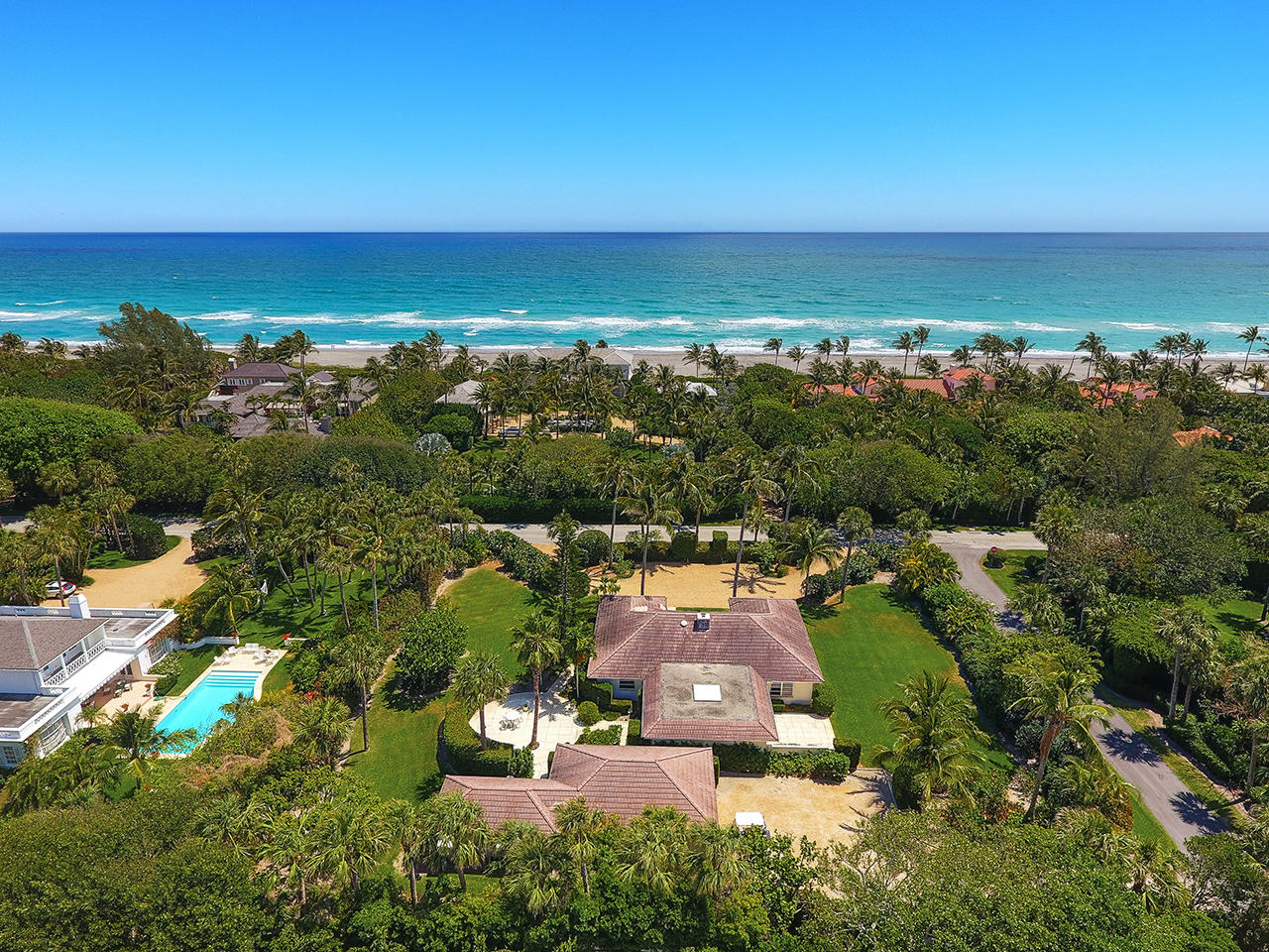 132 South Beach Road Hobe Sound, FL 33455 - Photo 1 of 30 132 S Beach Rd Hobe Sound FL-print-036-7