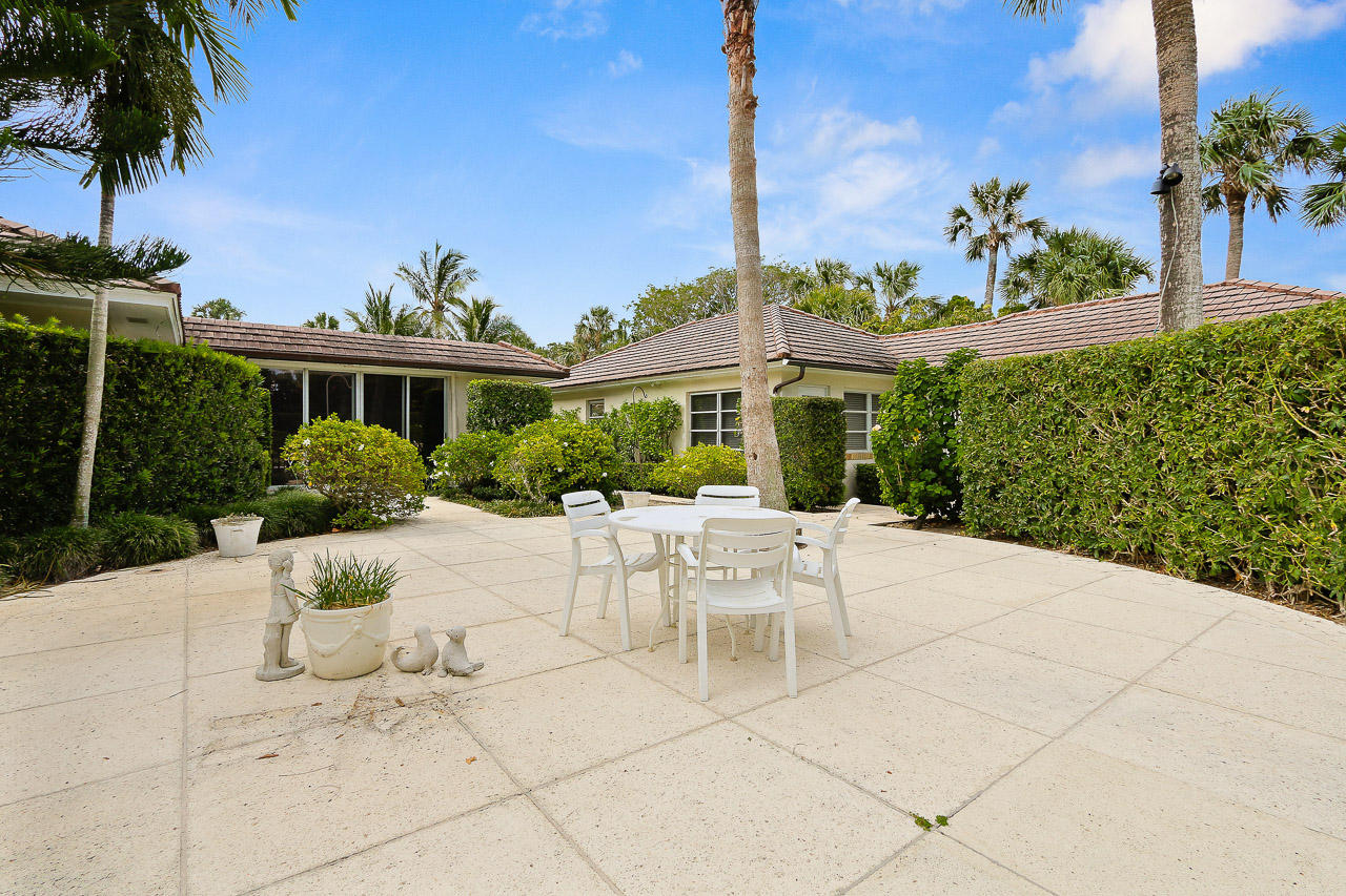 132 South Beach Road Hobe Sound, FL 33455 - Photo 18 of 30 132 S Beach Rd Hobe Sound FL-print-020-1