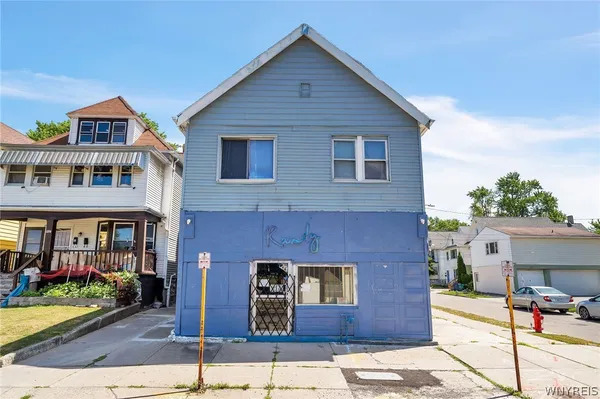 $229,900 | 955 Tonawanda Street, Buffalo, NY 14207