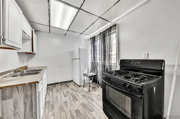 $229,900 | 955 Tonawanda Street, Buffalo, NY 14207