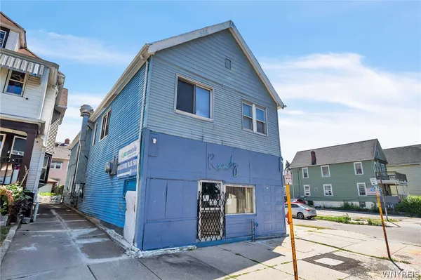 $229,900 | 955 Tonawanda Street, Buffalo, NY 14207