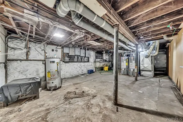 $229,900 | 955 Tonawanda Street, Buffalo, NY 14207