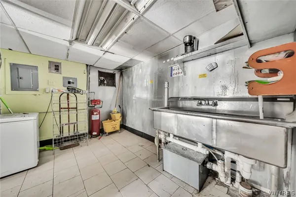 $229,900 | 955 Tonawanda Street, Buffalo, NY 14207