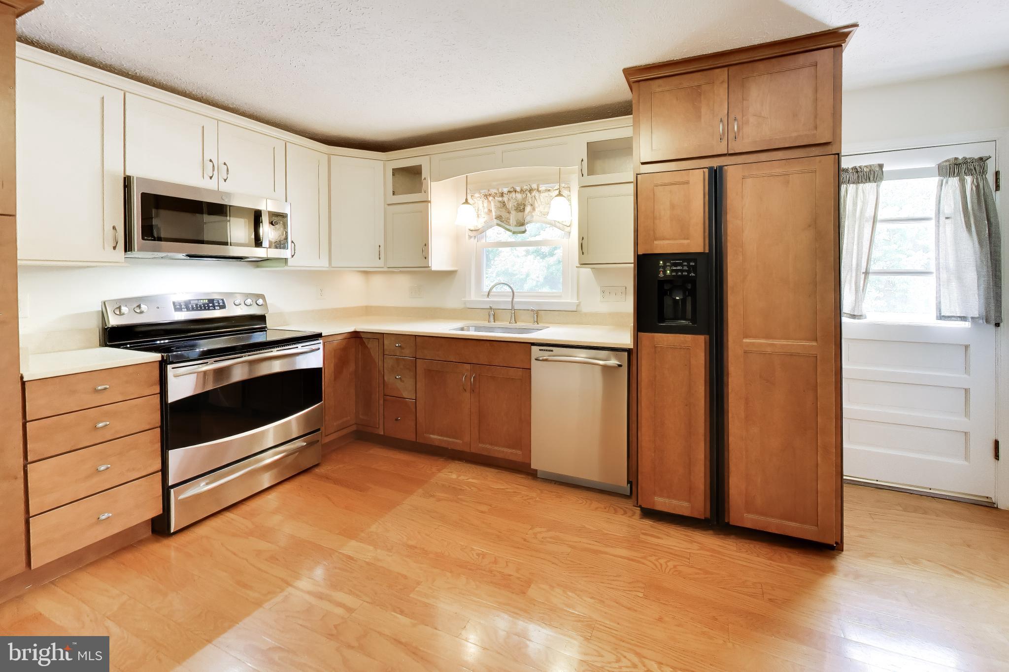 30075 Huntt Road Mechanicsville, MD 20659 - Photo 2 of 45 Renovated Kitchen-Quartz Countertops-Hardwood Flrs