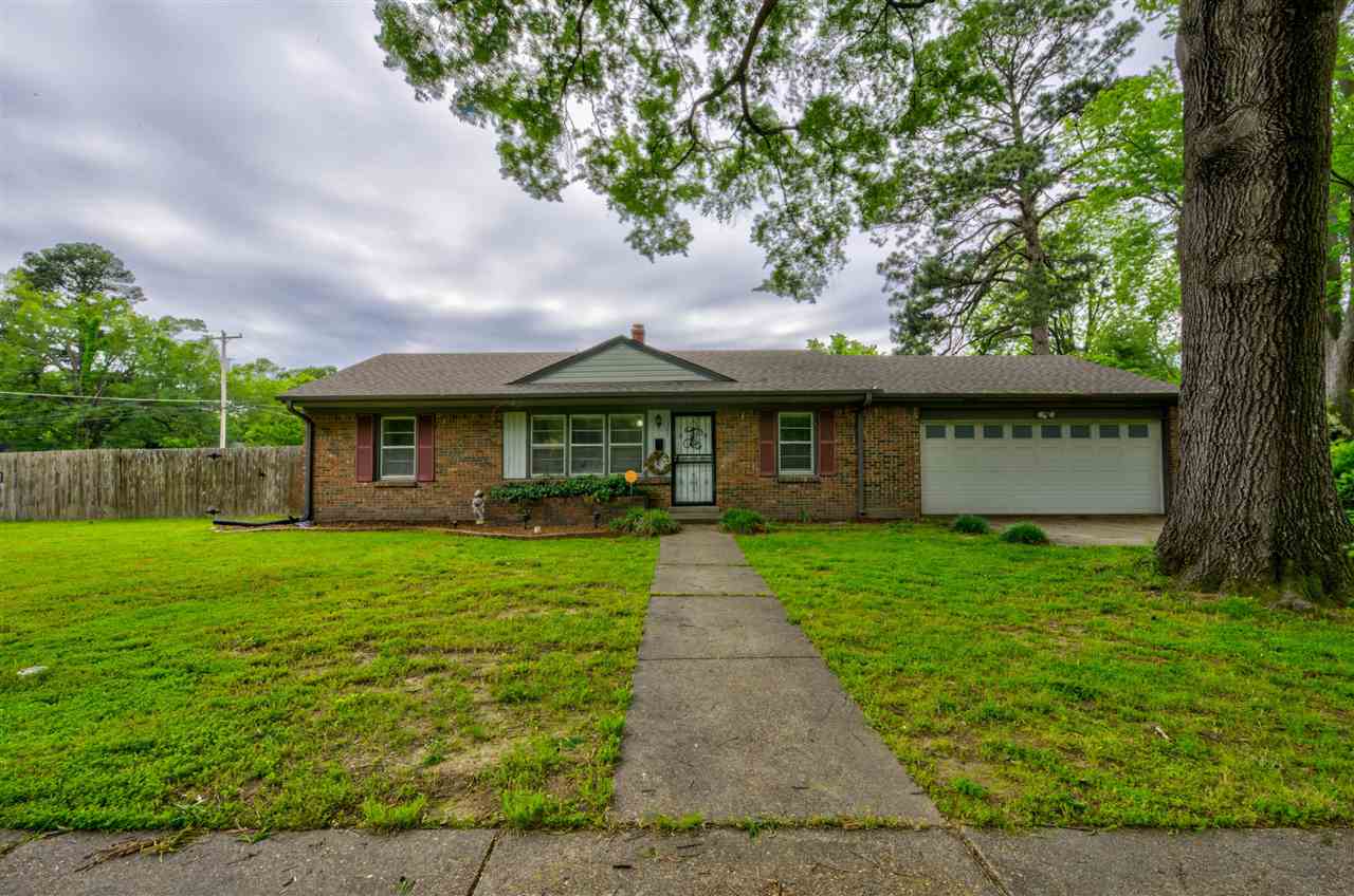 1387 Dearing Road Memphis, TN 38117 - Photo 1 of 22