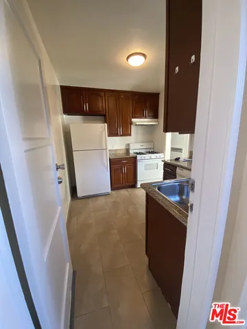 $2,795 | 1440 South Sherbourne Drive, Los Angeles, CA 90035