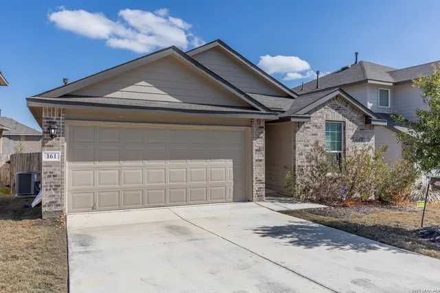 $1,600 | 161 Sage Sparrow, San Antonio, TX 78253