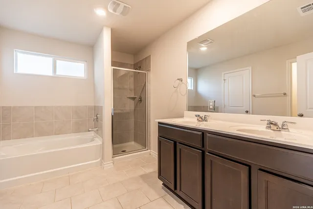 $1,600 | 161 Sage Sparrow, San Antonio, TX 78253