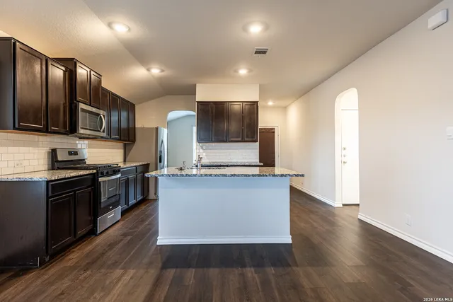 $1,600 | 161 Sage Sparrow, San Antonio, TX 78253