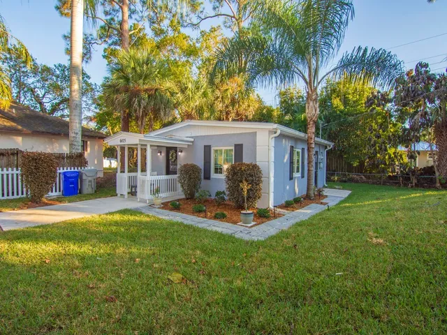 $1,700 | 6425 4th Place, Vero Beach, FL 32968
