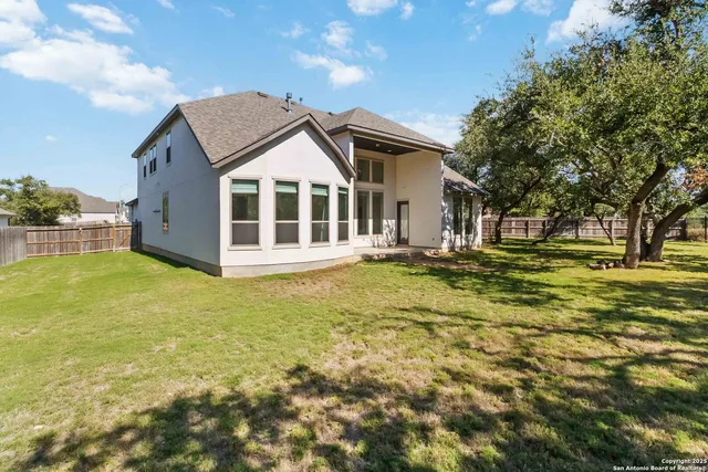 $800,000 | 1482 Lyme Park, Bulverde, TX 78163