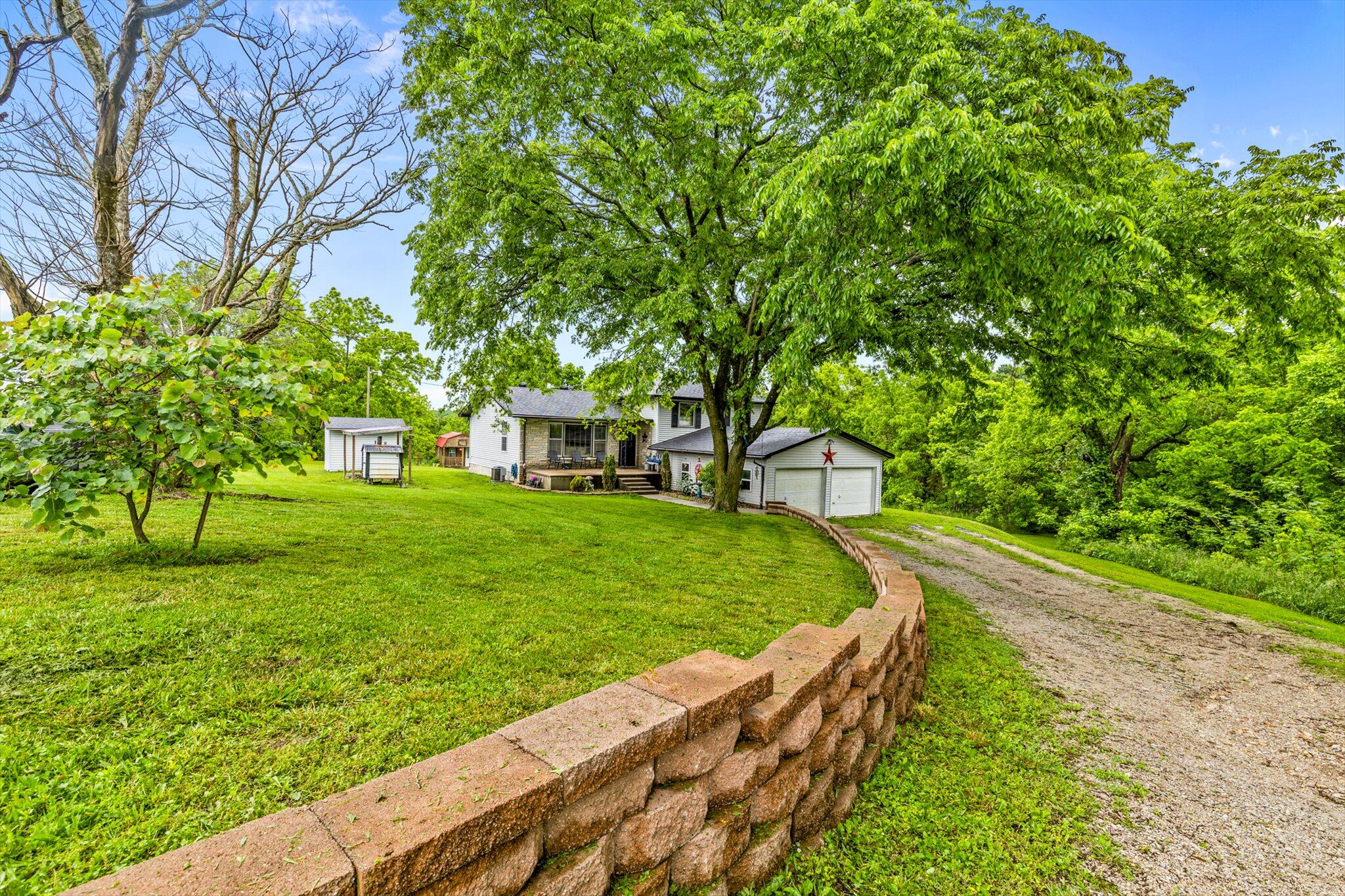 1650 Clouse Road Macomb, MO 65702 - Photo 1 of 1 01-IMG_4787