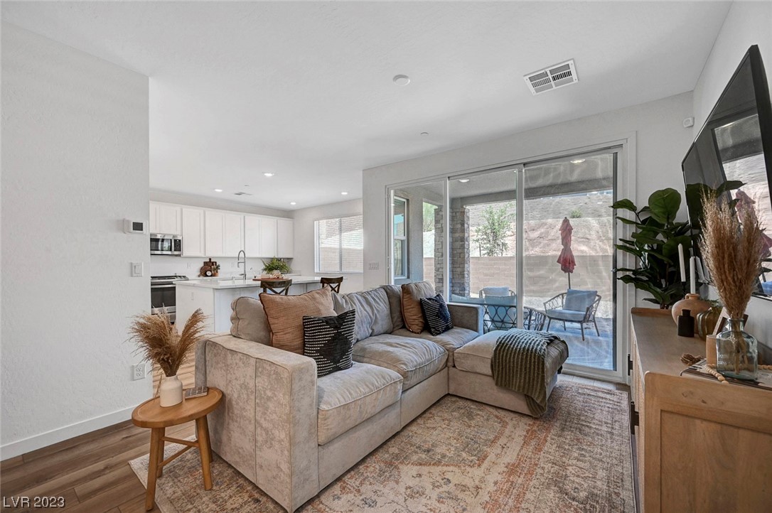 40 Strada Moscato Henderson, NV 89011 - Photo 11 of 68