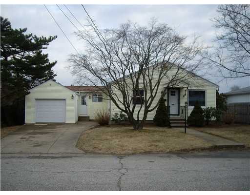 171 Belmont Road Cranston, RI 02910 - Photo 1 of 12 Exterior Front.