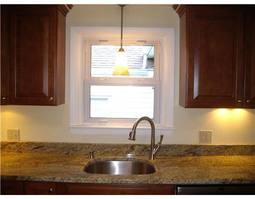 171 Belmont Road Cranston, RI 02910 - Photo 5 of 12 Kitchen.