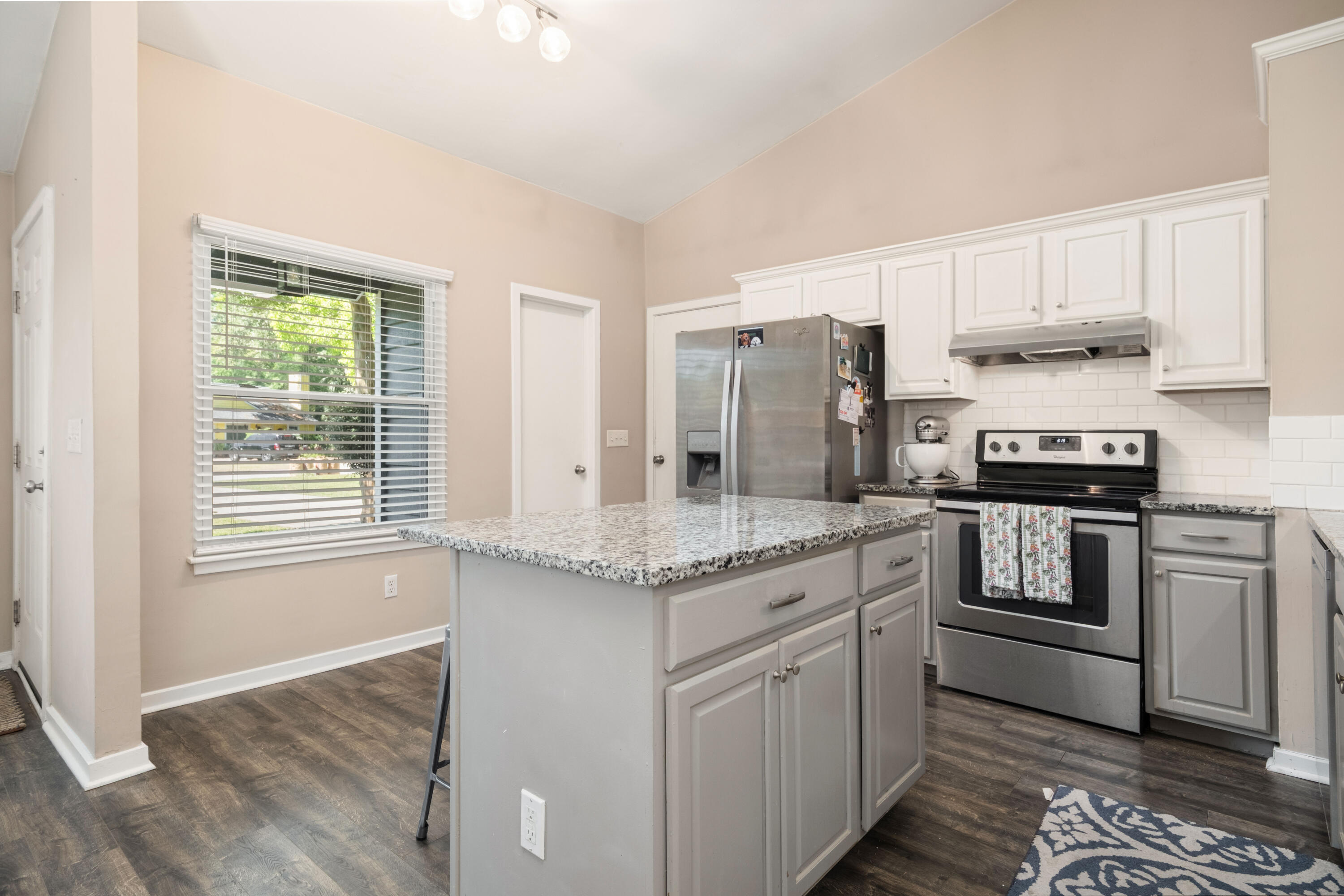 1160 Shoreham Road Charleston, SC 29412 - Photo 5 of 16 1160 Shoreham Rd_Eterna Media-26