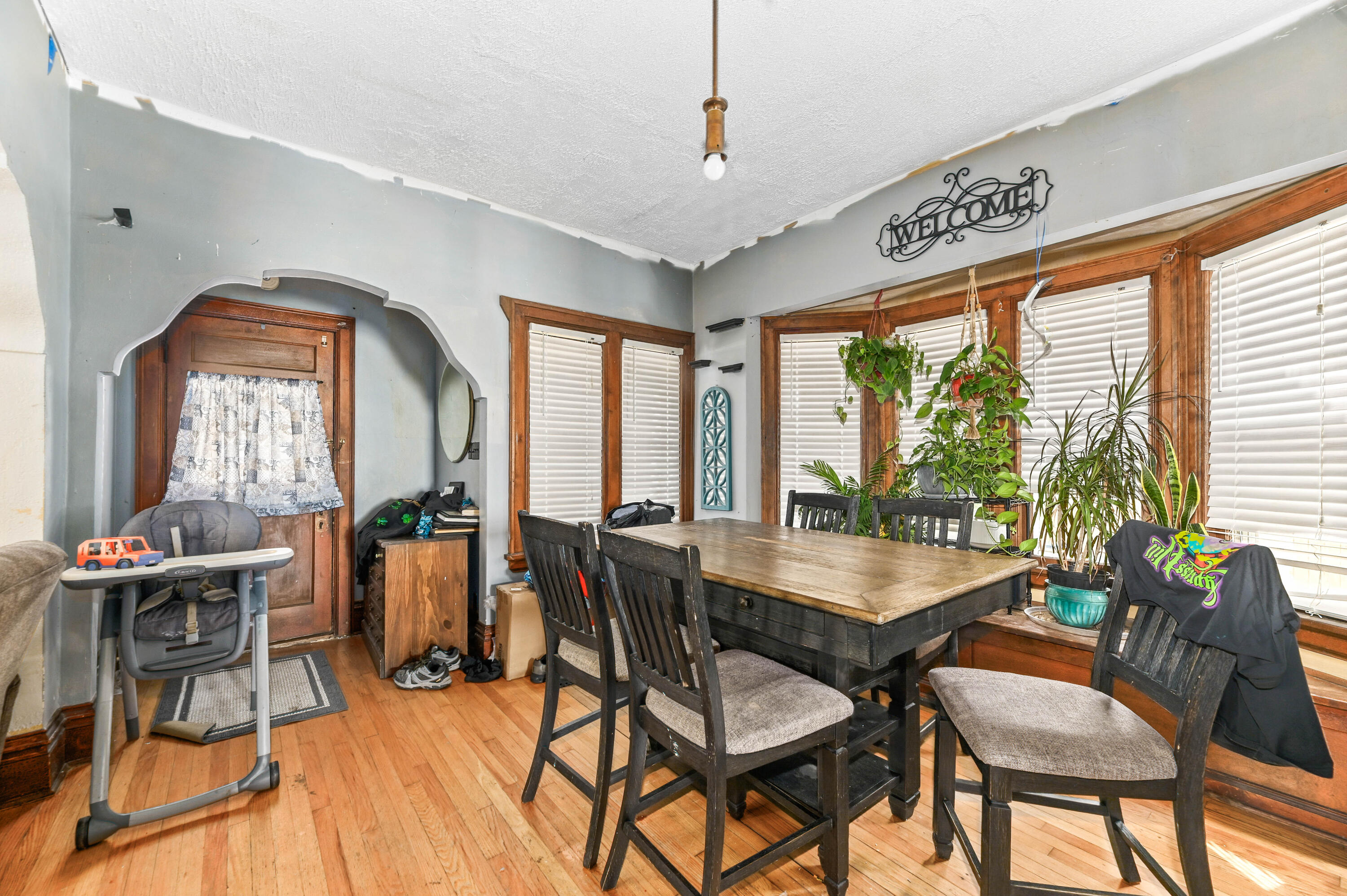 2437 South 29th Street Milwaukee, WI 53215 - Photo 5 of 28 Dining room