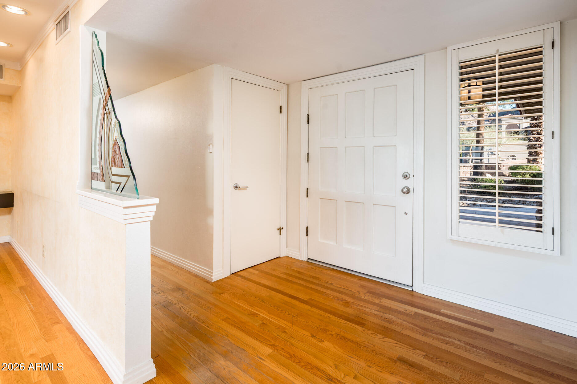 9640 North 18th Street Phoenix, AZ 85020 - Photo 12 of 51 Foyer