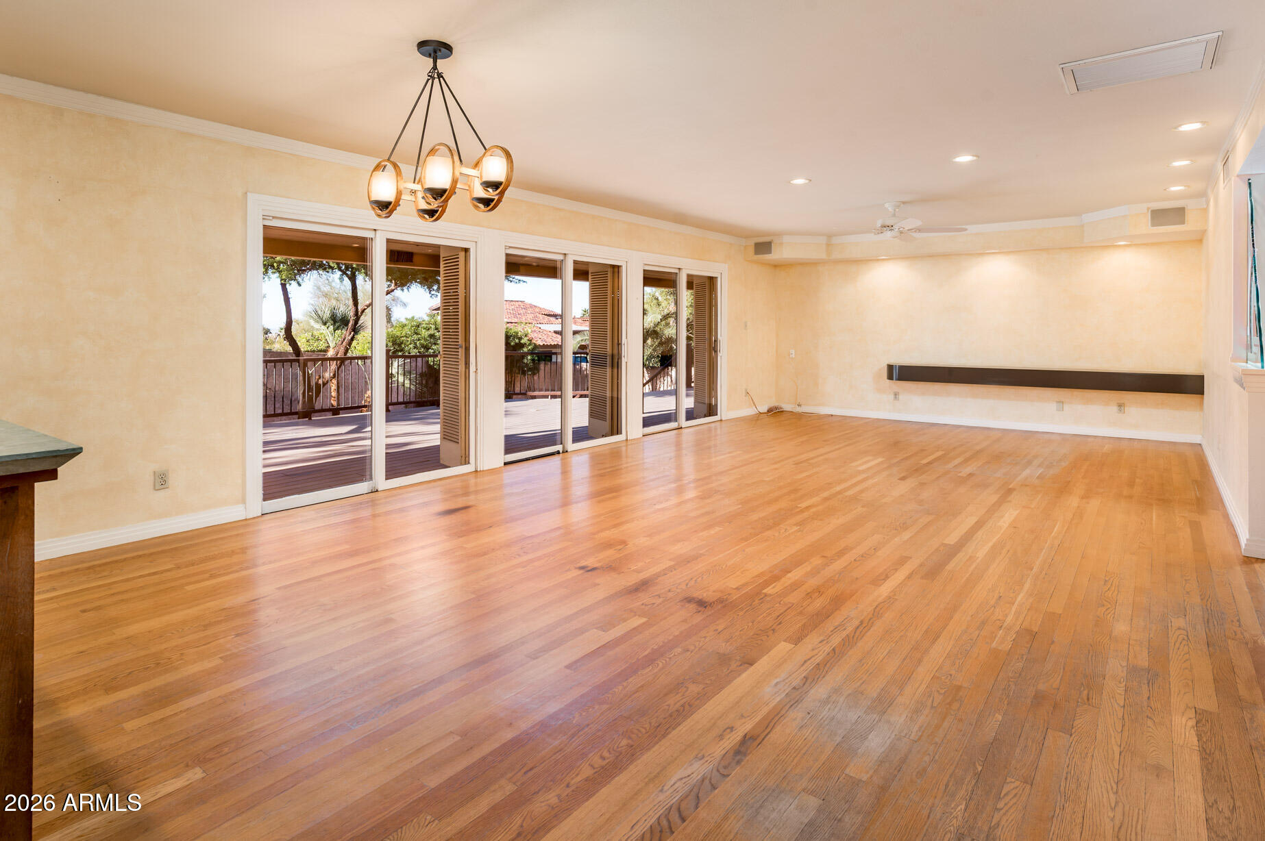 9640 North 18th Street Phoenix, AZ 85020 - Photo 13 of 51 Dining to Living