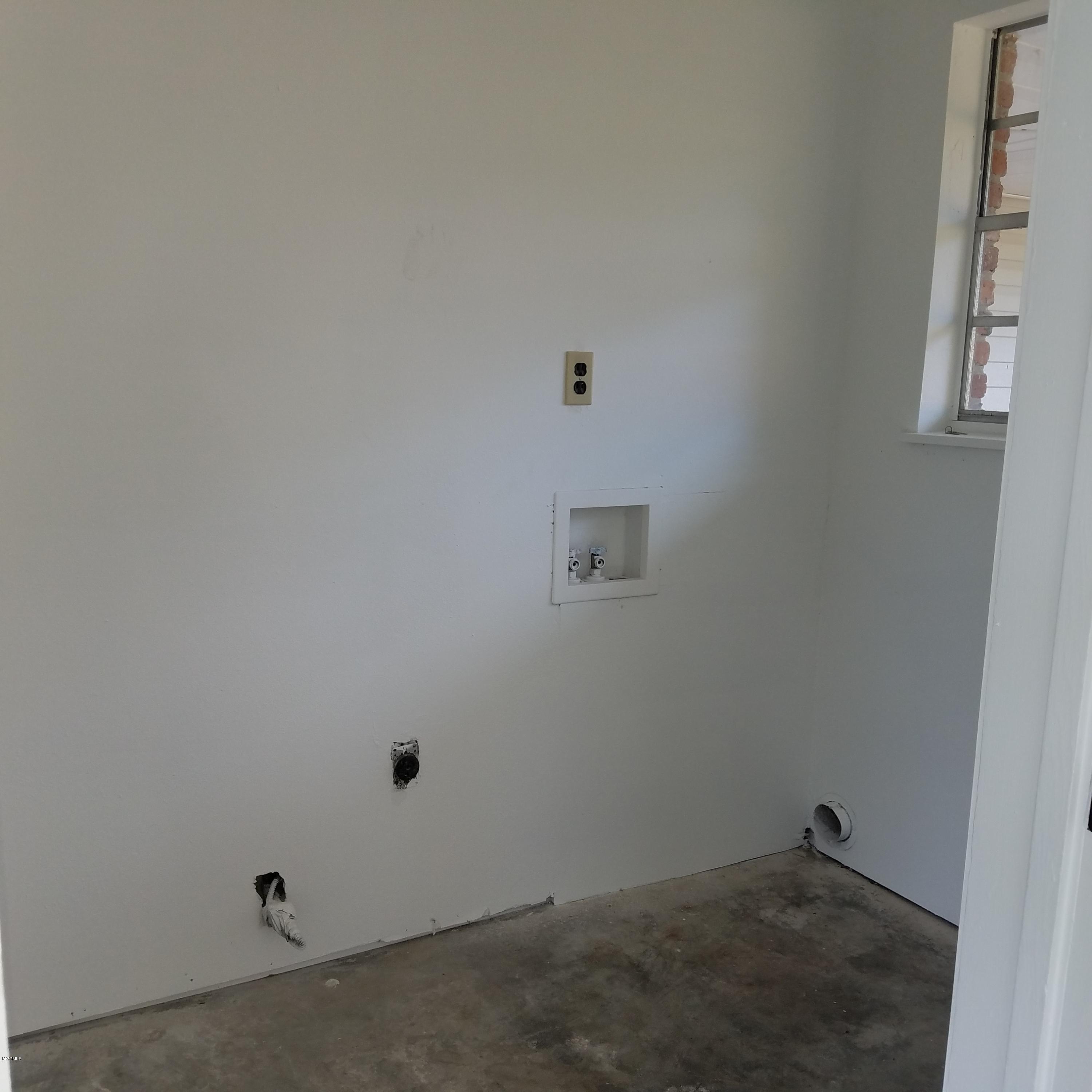 311 Alexander Road Long Beach, MS 39560 - Photo 24 of 28 20171102_110542