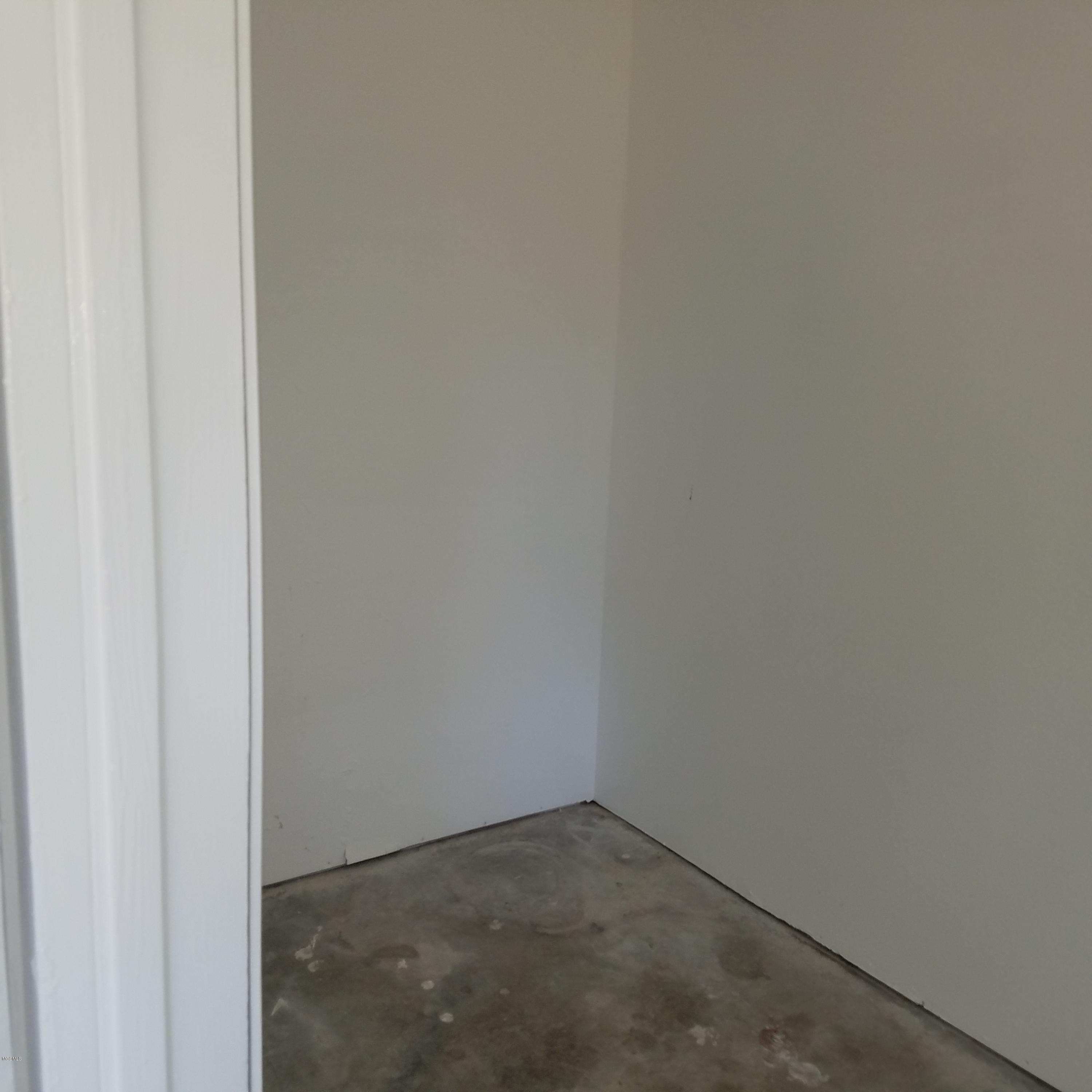 311 Alexander Road Long Beach, MS 39560 - Photo 25 of 28 20171102_110547