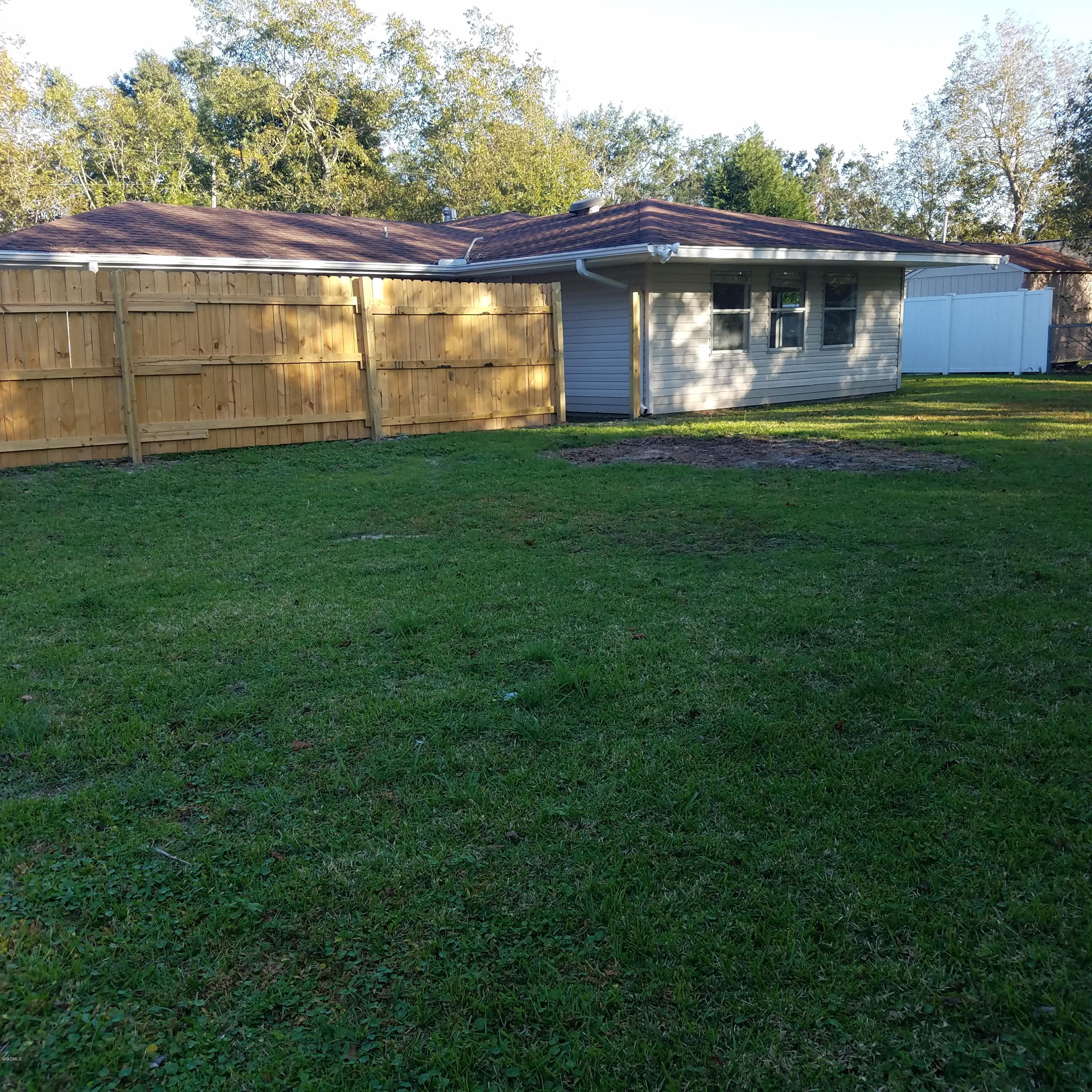 311 Alexander Road Long Beach, MS 39560 - Photo 27 of 28 20171102_163906