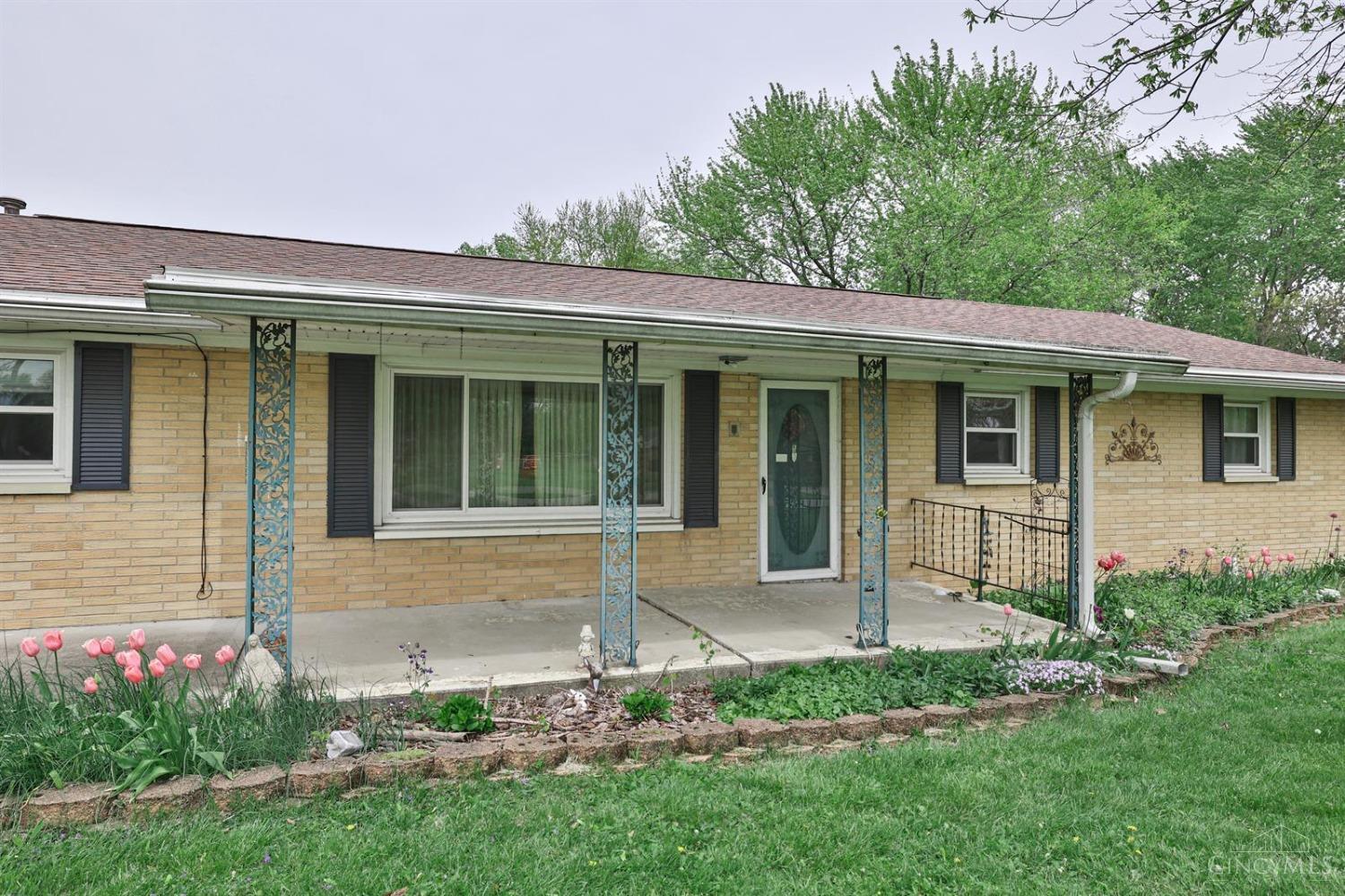 4724 Fisher Road Franklin, OH 45005 - Photo 3 of 39 Gallery Image 3
