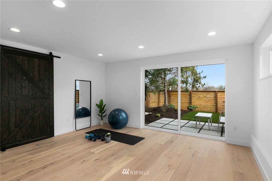 1919 Southwest Webster Street Seattle, WA 98106 - Photo 17 of 39 Gallery Image 17