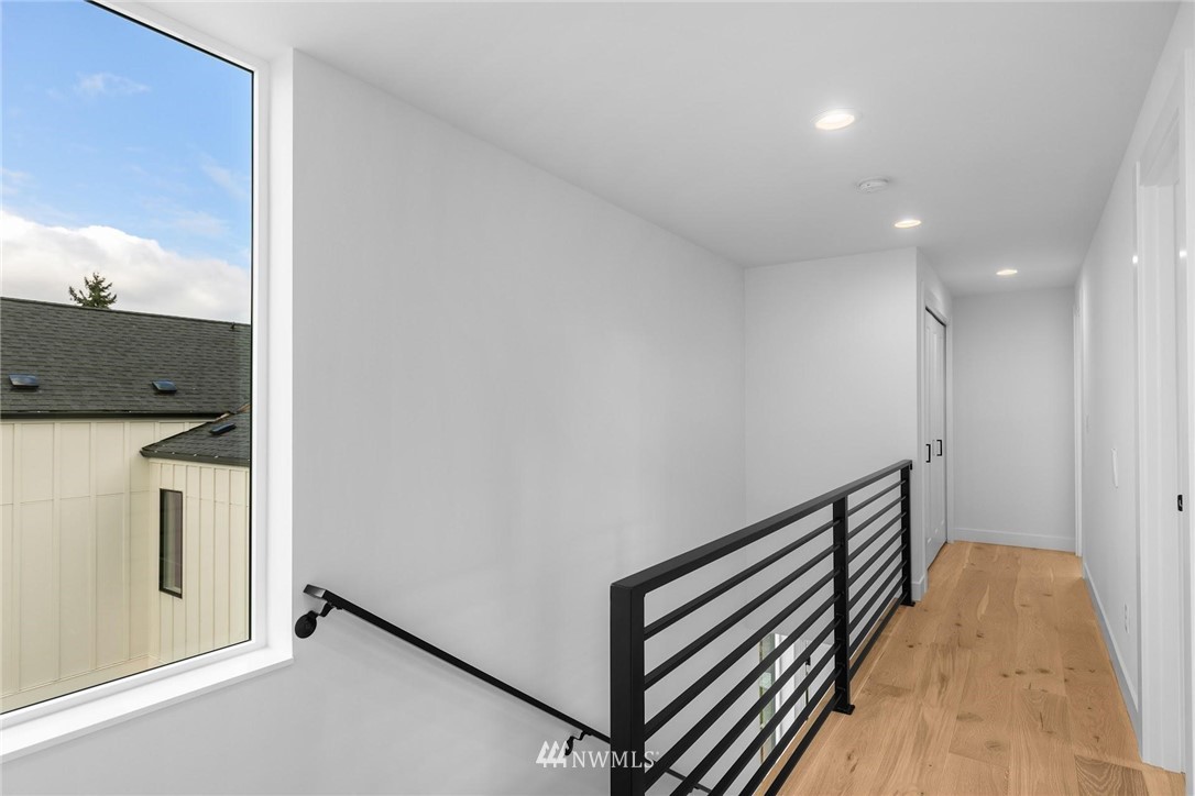 1919 Southwest Webster Street Seattle, WA 98106 - Photo 28 of 39 Gallery Image 28
