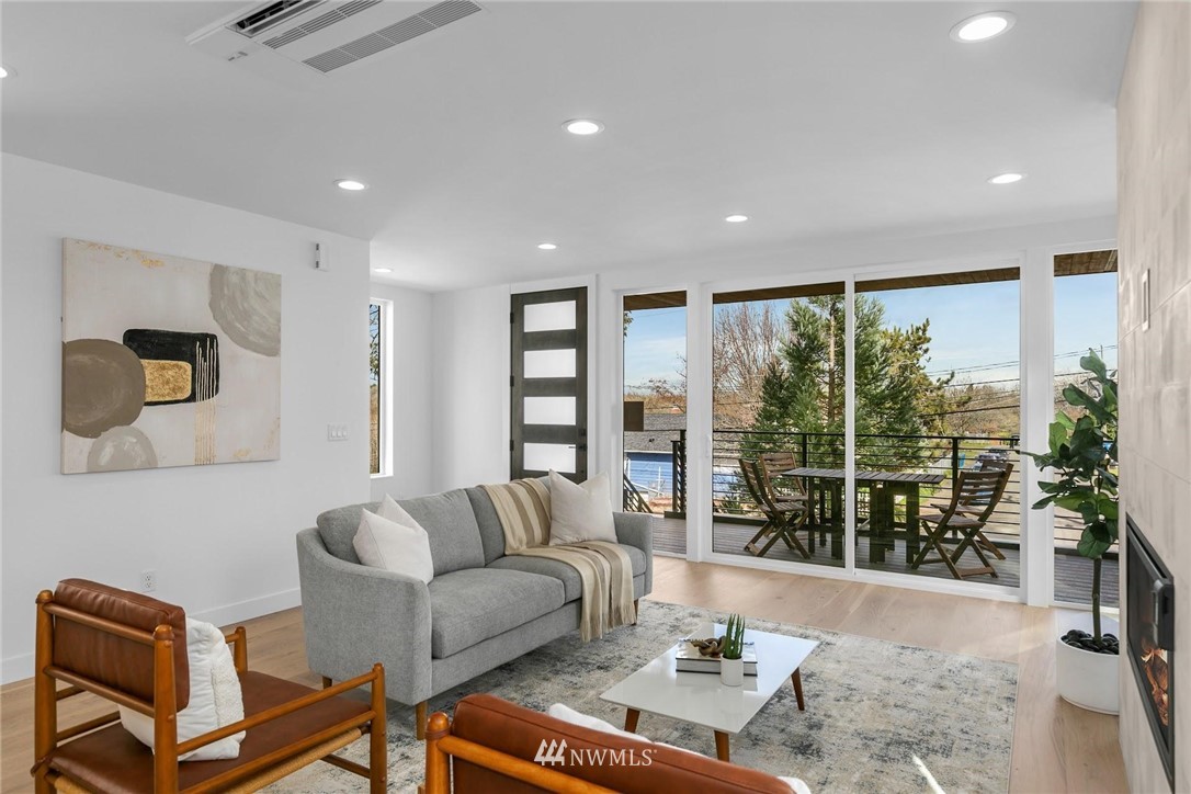 1919 Southwest Webster Street Seattle, WA 98106 - Photo 7 of 39 Gallery Image 7