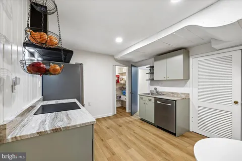 $1,150,000 | 10700 Keswick Street, Garrett Park, MD 20896