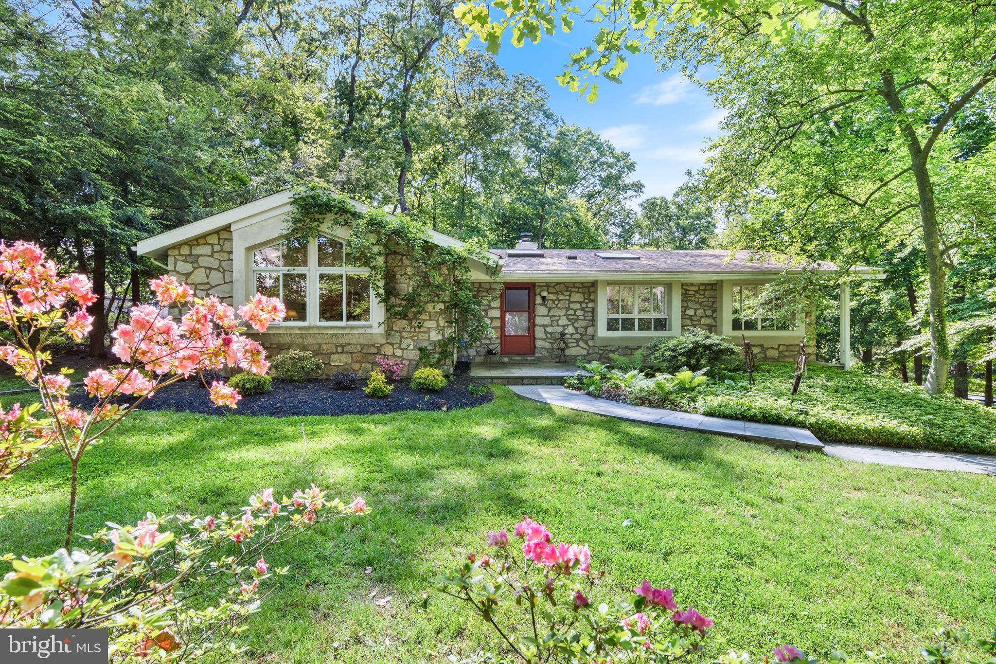 538 Old Eagle School Road Wayne, PA 19087 - Photo 2 of 45