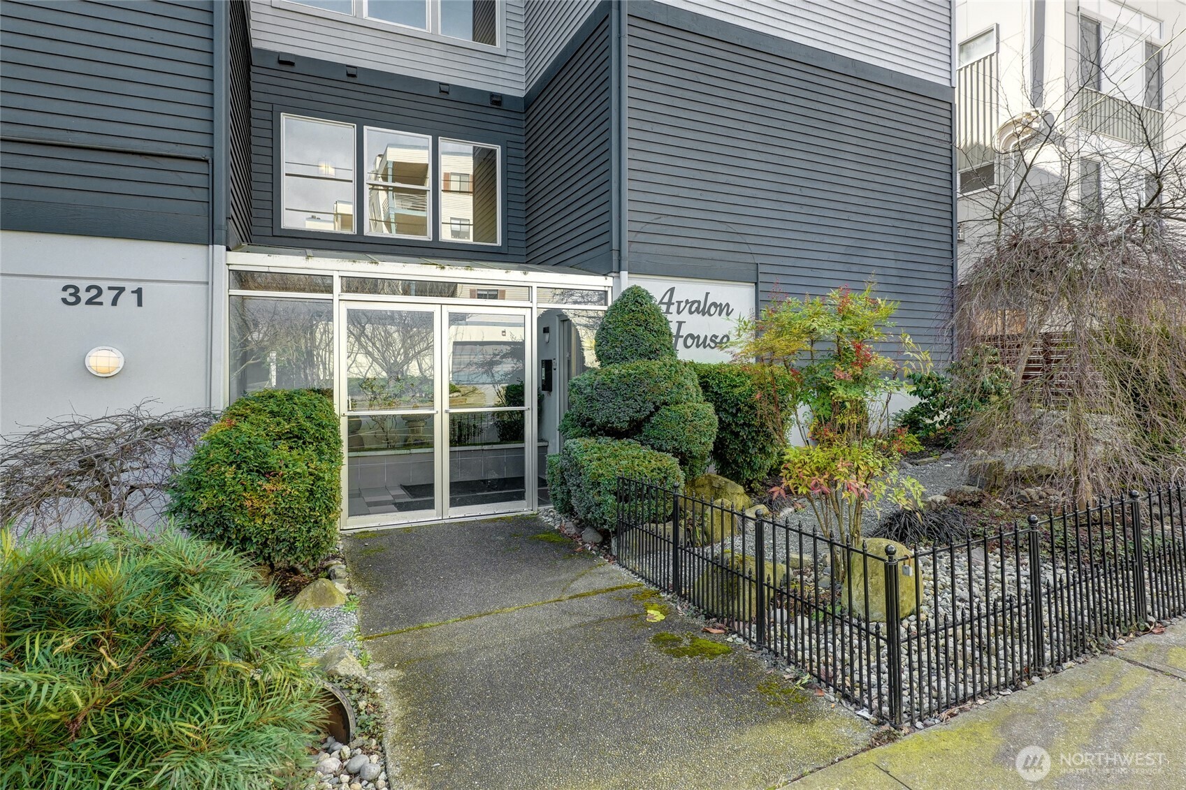 3271 Southwest Avalon Way, Unit 103 Seattle, WA 98126 - Photo 1 of 18 Gallery Image 1