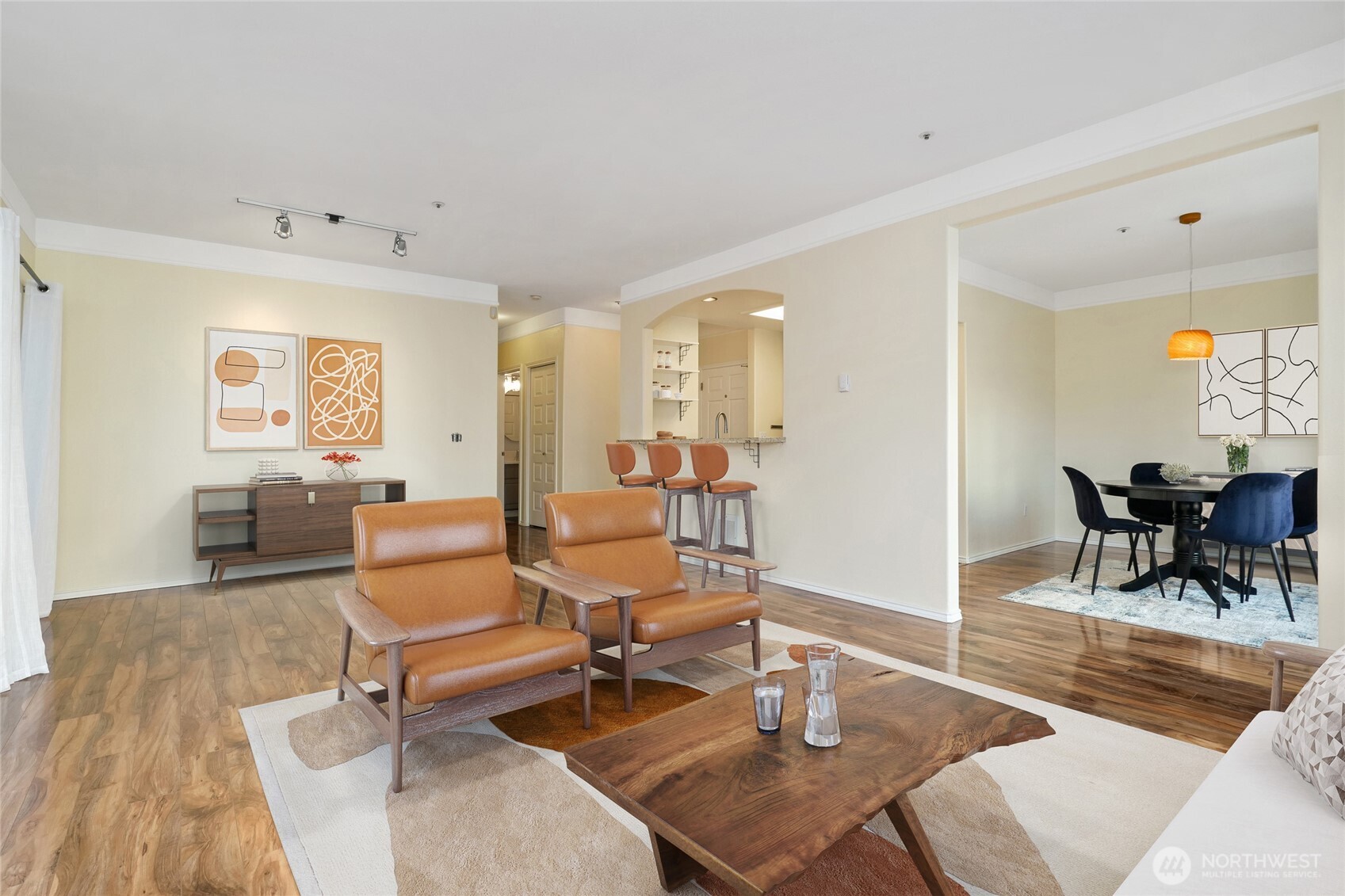 3271 Southwest Avalon Way, Unit 103 Seattle, WA 98126 - Photo 6 of 18 Gallery Image 6