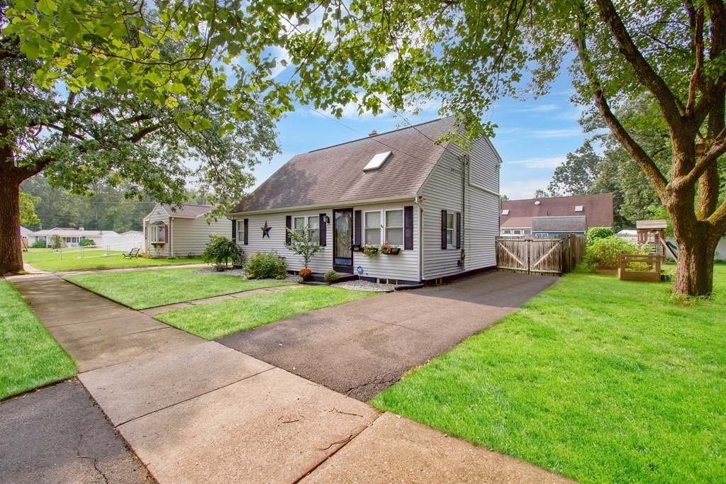 116 Champlain Street Springfield, MA 01151 - Photo 27 of 32 Gallery Image 27
