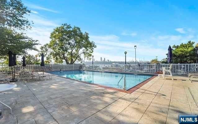 1055 River Road, Unit 803 Edgewater, NJ 07020 - Photo 20 of 24