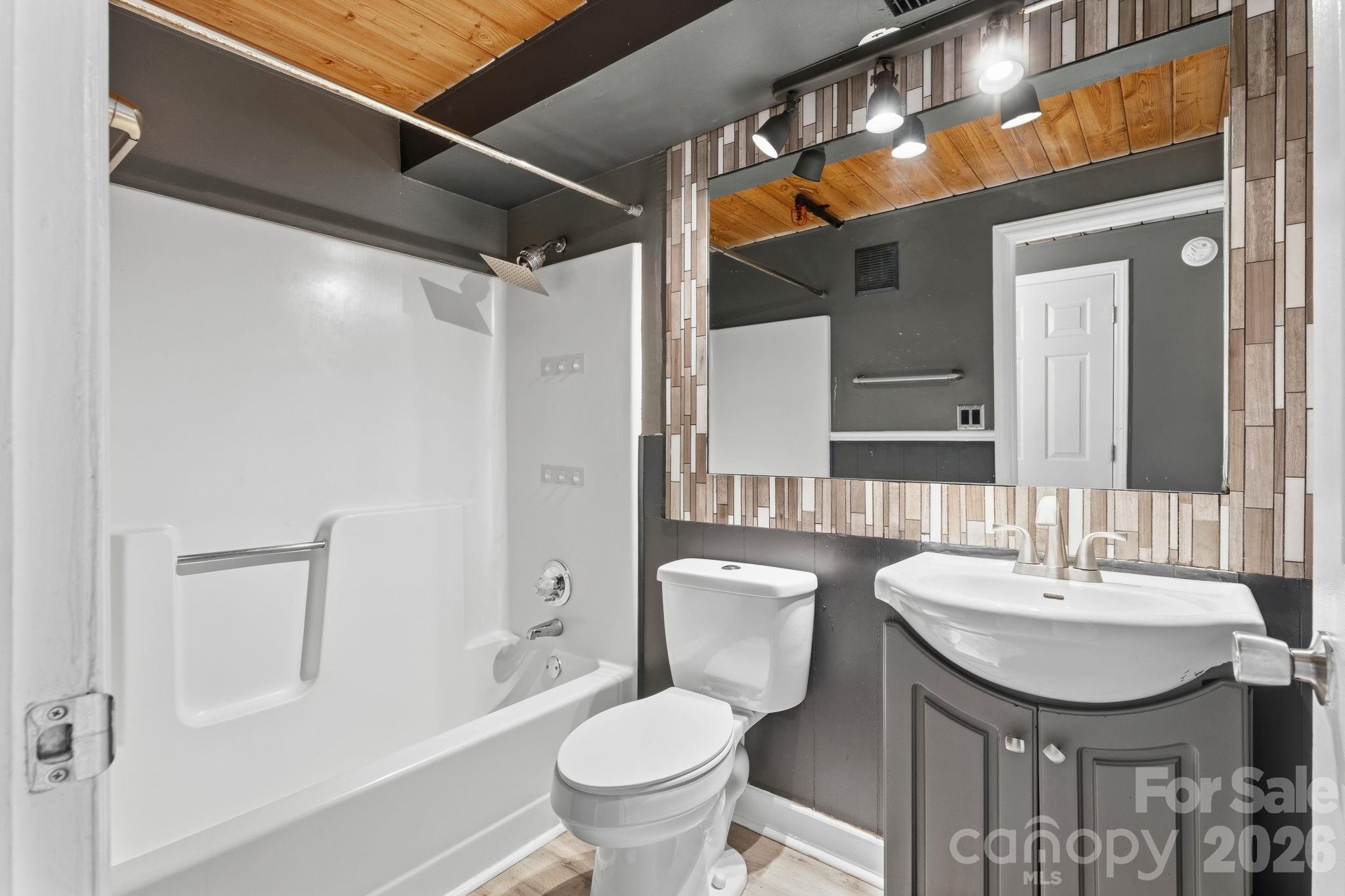 201 South Hoskins Road, Unit 236 Charlotte, NC 28208 - Photo 7 of 13