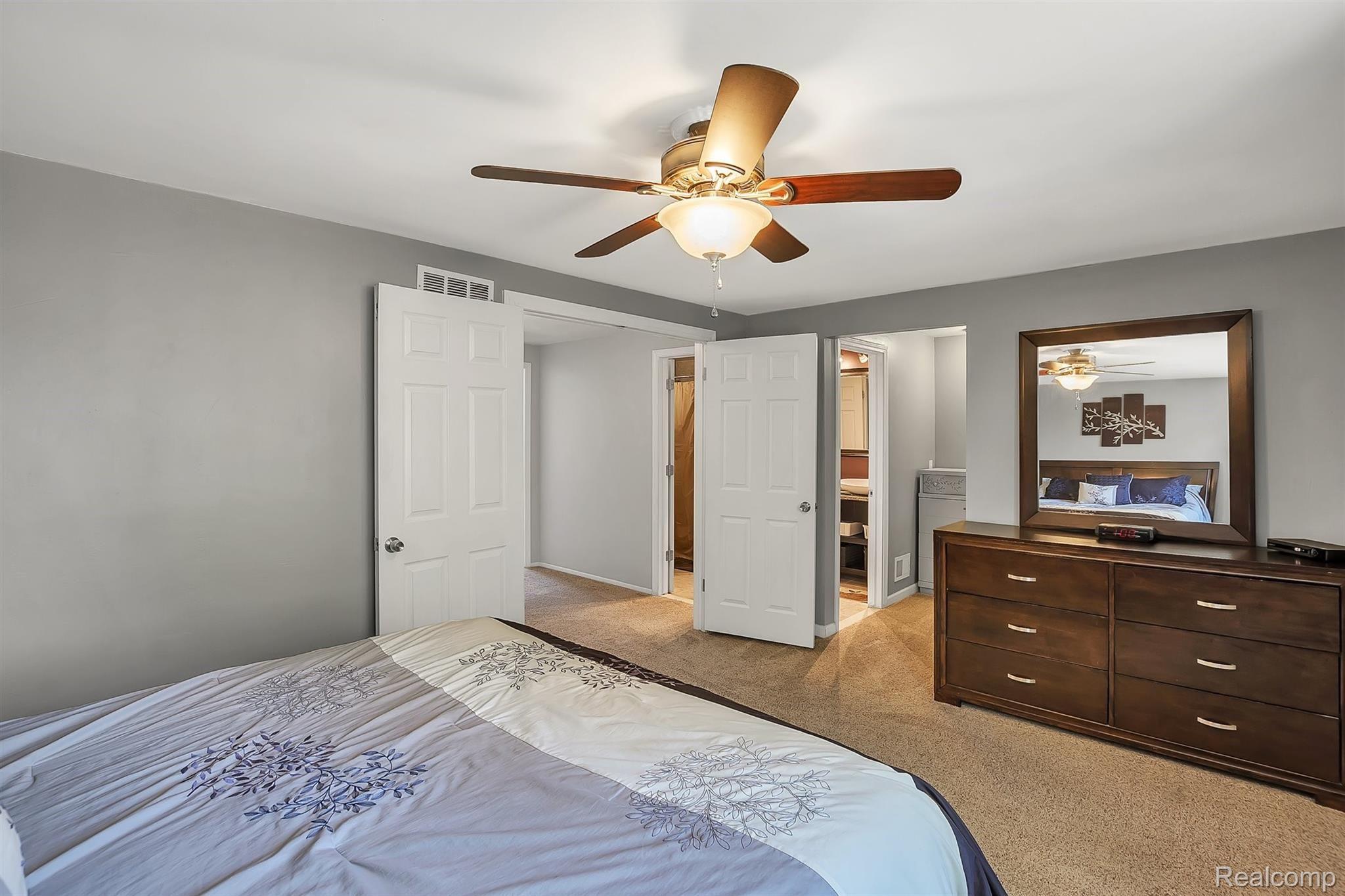 613 Merrimac Road Canton, MI 48188 - Photo 14 of 28 21-613 Merrimac Rd-windowstill-rea.jpg