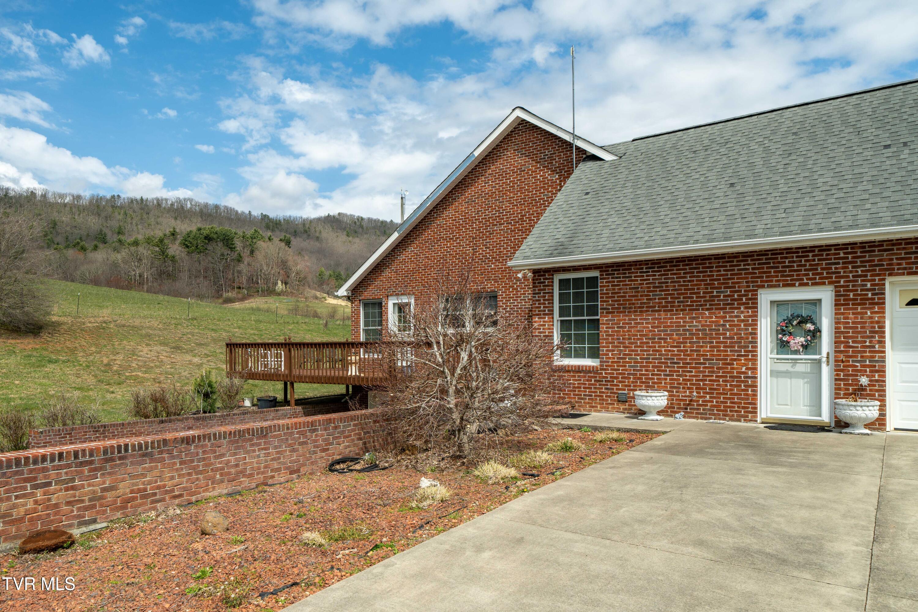 3972 Big Dry Run Road Mountain City, TN 37683 - Photo 17 of 66 3972 Big Dry Run Road (42 of 91)