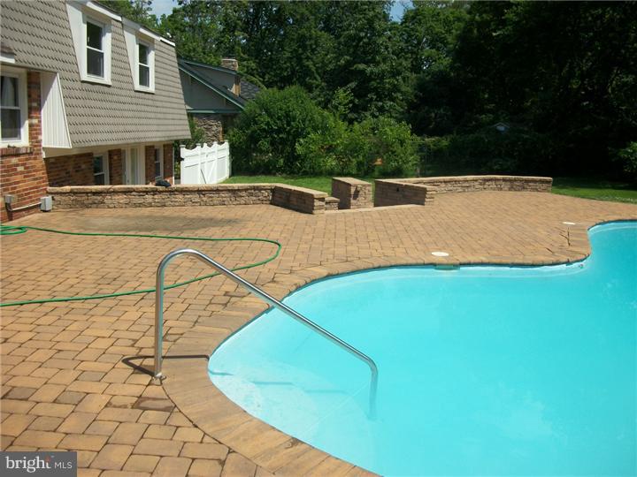 2705 Riverton Road Cinnaminson, NJ 08077 - Photo 18 of 20 Gallery Image 18